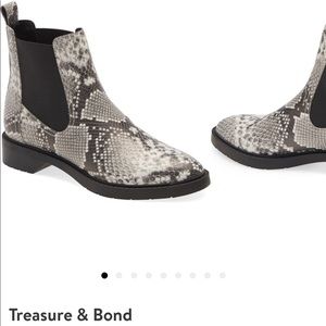 Nordstrom Treasure and Bond Chelsea snake print boot